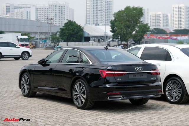Dàn xe Audi đổ bộ SECC, hứa hẹn kỳ VMS đình đám nhất của thương hiệu Đức trong lịch sử - Ảnh 13. Dàn xe Audi đổ bộ SECC, hứa hẹn kỳ VMS đình đám nhất của thương hiệu Đức trong lịch sử - Ảnh 13.