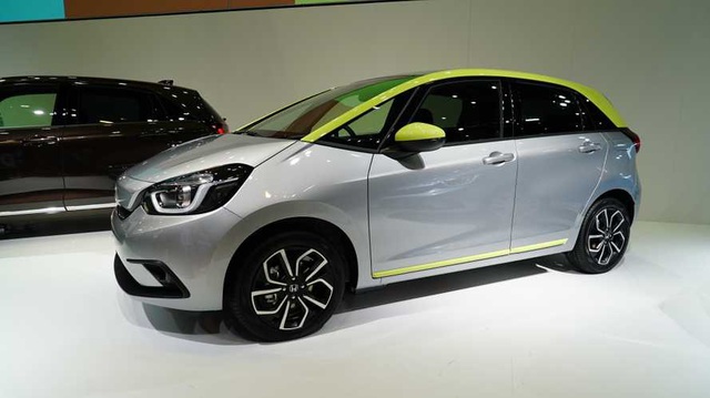 Honda Jazz 2020 chính thức ra mắt tại Nhật với động cơ hybrid mô tơ đôi