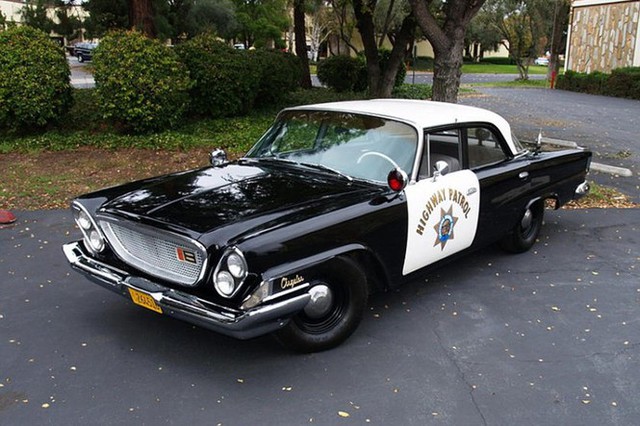 Lịch sử của những chiếc xe cảnh sát siêu ngầu tại Mỹ - Ảnh 2.