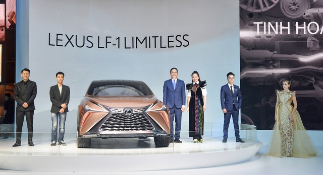 Khám phá ‘gian hàng đẹp nhất’ VMS 2019 của Lexus: Đủ đầy từ quá khứ đến tương lai - Ảnh 2.