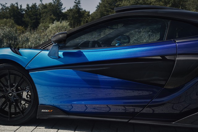 McLaren khởi động trào lưu màu sơn mới với 600LT Comet Fade? - Ảnh 1.