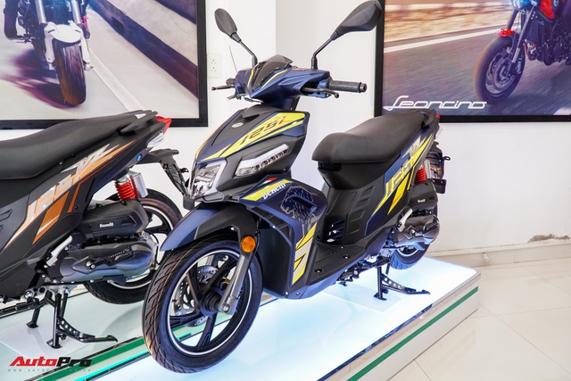 Benelli VZ125i giá 29,8 triệu đồng - đối thủ Honda Vision và Yamaha FreeGo chính thức ra mắt tại Việt Nam - Ảnh 2.