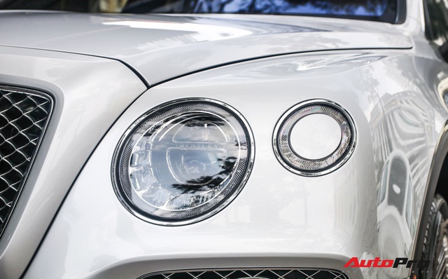 Sau khi chia tay loạt siêu xe và xe thể thao, ông chủ cà phê Trung Nguyên gây bất ngờ khi tiếp tục bán Bentley Bentayga First Edition đã độ tâm huyết - Ảnh 4.