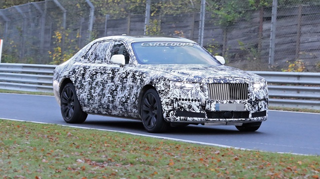 Rolls-Royce Ghost thử khung gầm mới tại 'địa ngục xanh' Nurburgring