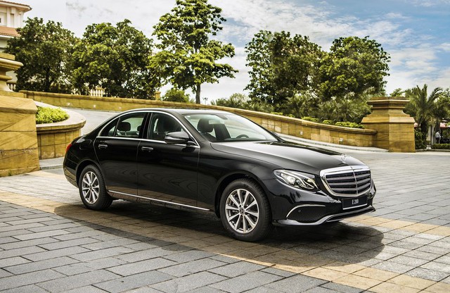 Cùng giá hơn 2,1 tỷ đồng, chọn Volvo S90 Inscription 2020 hay Mercedes-Benz E 200 2019? - Ảnh 2.