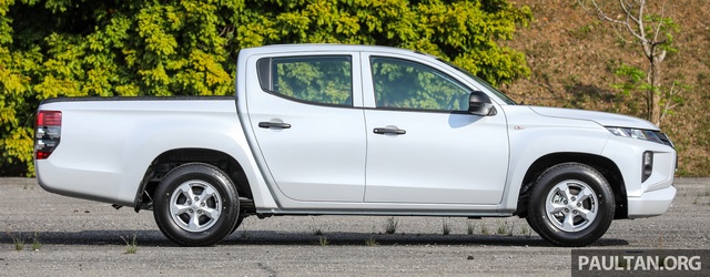 Mitsubishi Triton ra mắt bản gầm thấp bán tải lai sedan với mức giá siêu rẻ - Ảnh 2.