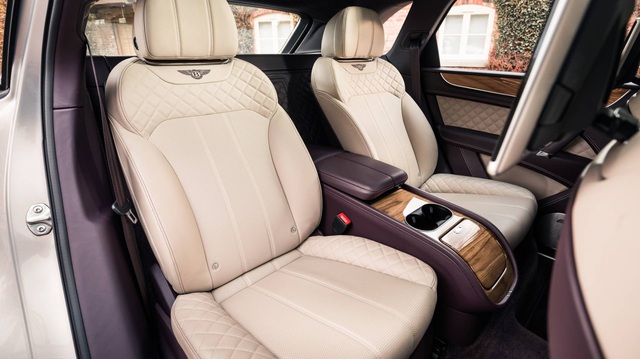 Bentley Bentayga thêm tuỳ chọn 4 và 7 chỗ chiều lòng giới nhà giàu