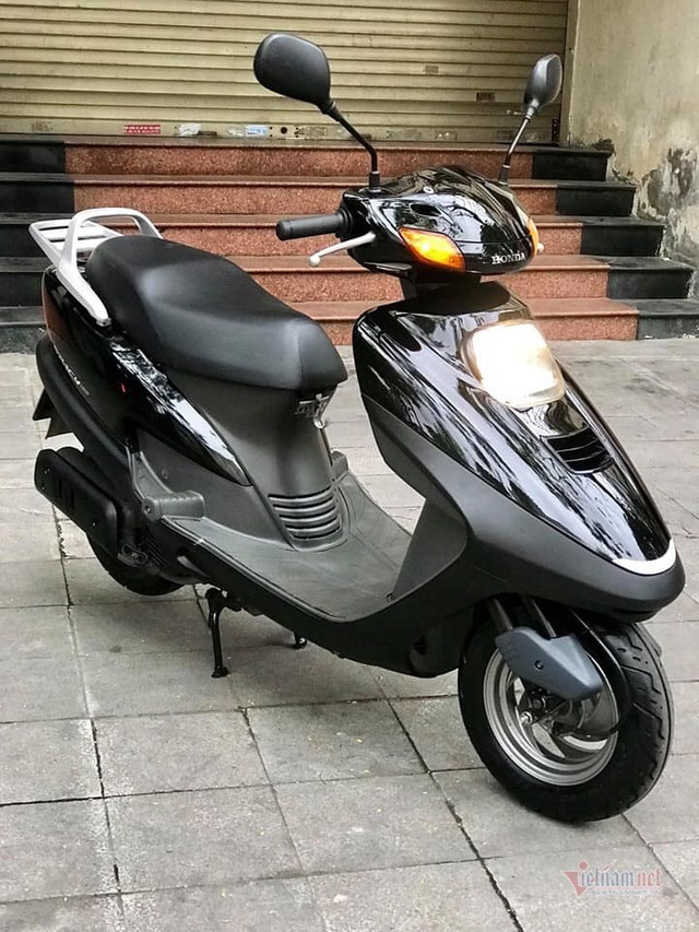 Xe tay ga Honda Spacy 11 năm tuổi giá 125 triệu ở Hà Nội - Ảnh 1. Xe tay ga Honda Spacy 11 năm tuổi giá 125 triệu ở Hà Nội - Ảnh 1.