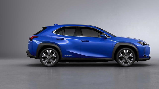 Lexus UX 300e - Chương sử xe điện hạng sang chậm chân của người Nhật - Ảnh 2.