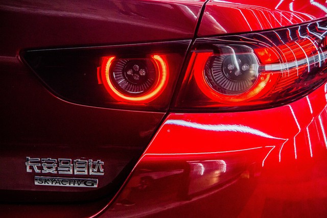 Mazda3 càn quét giải thưởng Xe của năm tại nhiều quốc gia - Nỗ lực chứng minh quyết định lên đời là đúng đắn - Ảnh 1.