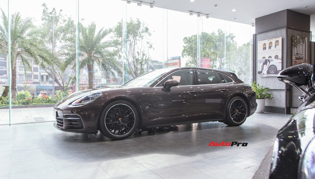 Porsche Panamera 4 Sport Turismo giá 6,64 tỷ đồng có gì đặc biệt để thu hút đại gia Việt? - Ảnh 1.