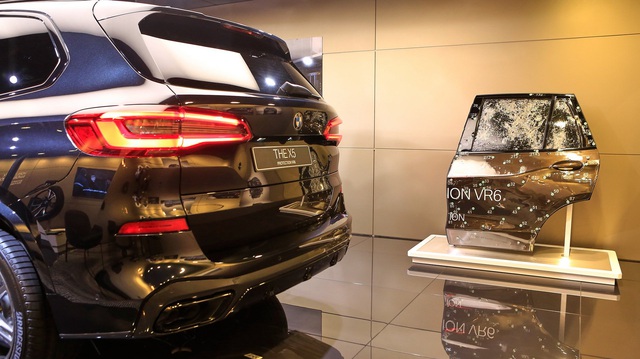 BMW cà khịa Tesla Cybertruck sau màn biểu diễn chống đạn thảm họa trong ngày ra mắt