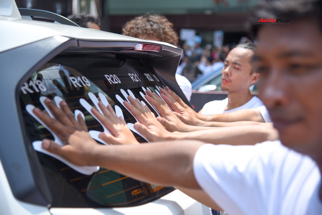 Người Việt về nhì đầy tiếc nuối trong cuộc thi ‘chạm’ để trúng SUV tiền tỷ - Ảnh 3.