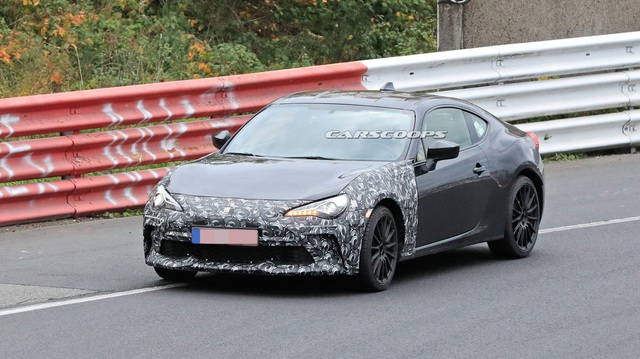 'Xe chơi' Subaru BRZ nâng cấp lần cuối trước khi lên đời