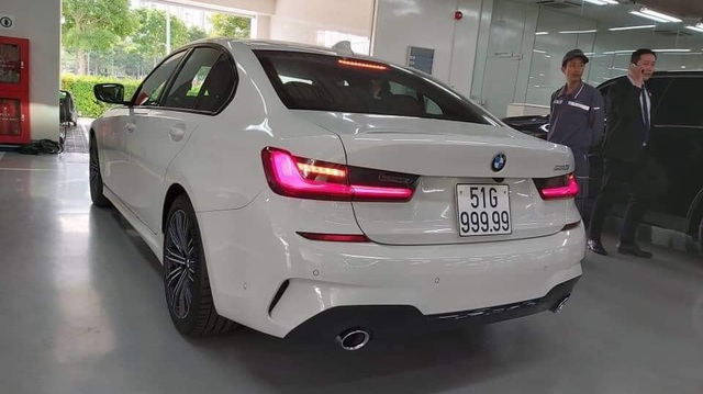 Chủ xe BMW ở TP. HCM bốc được biển số ngũ quý 9: "Gia đình tôi không có ý định bán xe"
