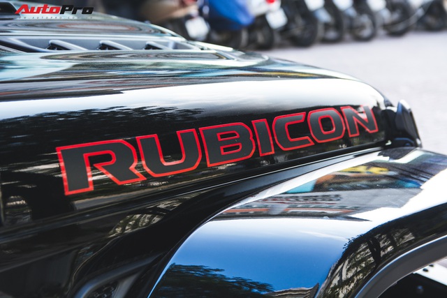 Chi tiết Jeep Gladiator Rubicon Launch Edition cực độc tại Việt Nam, giá bán 3,8 tỷ đồng - Ảnh 8. Chi tiết Jeep Gladiator Rubicon Launch Edition cực độc tại Việt Nam, giá bán 3,8 tỷ đồng - Ảnh 8.