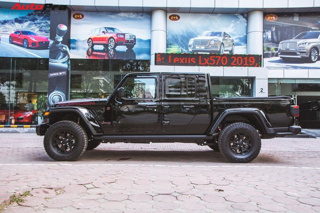 Chi tiết Jeep Gladiator Rubicon Launch Edition cực độc tại Việt Nam, giá bán 3,8 tỷ đồng - Ảnh 3.
