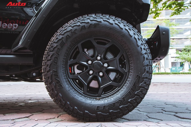 Chi tiết Jeep Gladiator Rubicon Launch Edition cực độc tại Việt Nam, giá bán 3,8 tỷ đồng - Ảnh 9.