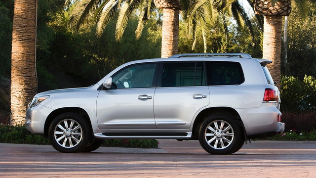 Lộ diện Lexus LX đời mới: Có thể đập đi xây lại “thần giữ giá” LX570