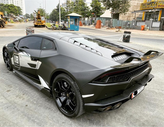 Lamborghini Huracan từng của đại gia Nam Định bất ngờ xuất hiện tại Sài Gòn - Ảnh 2.