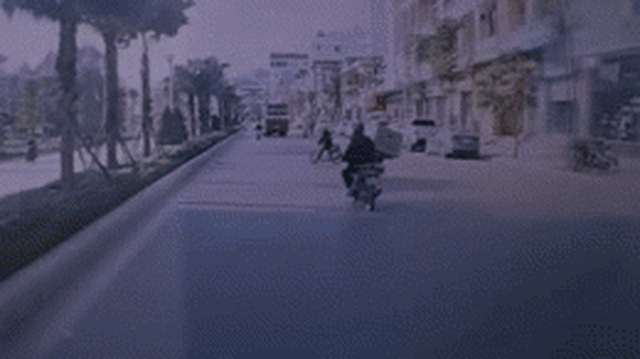Quay đầu tránh CSGT, thanh niên chạy xe máy gây tai nạn: Đoạn clip 6 giây gây bức xúc
