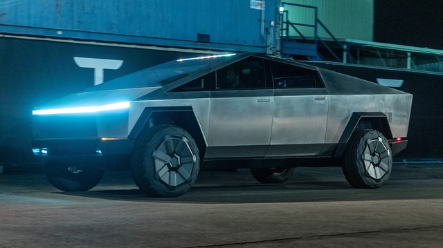 Chuyên gia Đức: "Tesla Cybertruck chắc chắn không đủ chuẩn bán tại châu Âu"