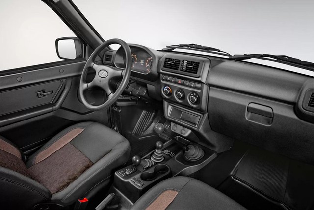Huyền thoại Lada Niva ra mắt phiên bản mới, giá vẫn rẻ như cho nhưng một vài nâng cấp còn bất ngờ hơn - Ảnh 1.