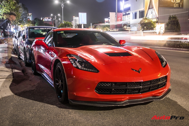 Trưởng đoàn Car Passion cùng dàn siêu xe khai trương nhà hàng của Cường Đô-la tại Đà Nẵng - Ảnh 10. Trưởng đoàn Car Passion cùng dàn siêu xe khai trương nhà hàng của Cường Đô-la tại Đà Nẵng - Ảnh 10.