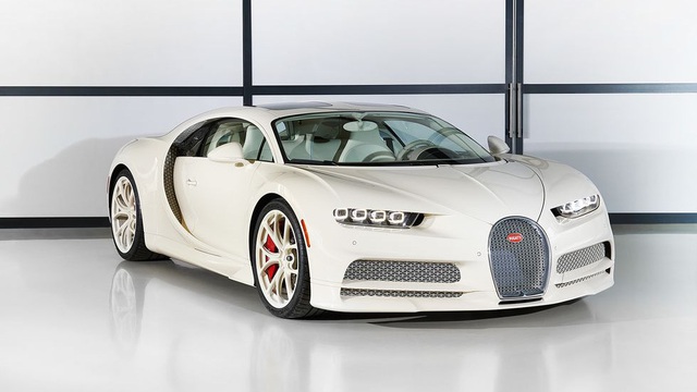 Siêu phẩm Bugatti Chiron độc nhất vô nhị trao tay đại gia bất động sản sau 3 năm hoàn thiện