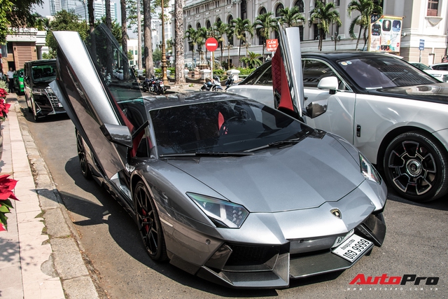 Lamborghini Aventador LP700-4 biển số tứ quý Lào của đại gia ngành may mặc bất ngờ xuất hiện tại Sài Gòn - Ảnh 1.