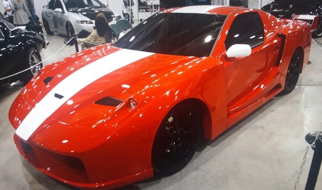 Nissan 300ZX độ fake siêu xe Ferrari bị chủ bỏ rơi, bán lại với giá hơn 100 triệu đồng - Ảnh 1.