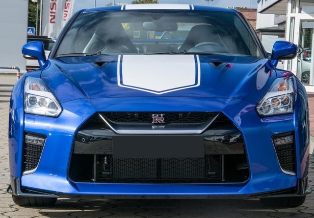 Nissan GT-R phiên bản giới hạn chào hàng đại gia Việt, giá hơn 4,6 tỷ đồng - Ảnh 4.