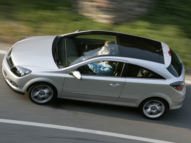 Ford nhen nhóm ý tưởng sử dụng kính chắn gió siêu to khổng lồ cho Mustang - Ảnh 3.