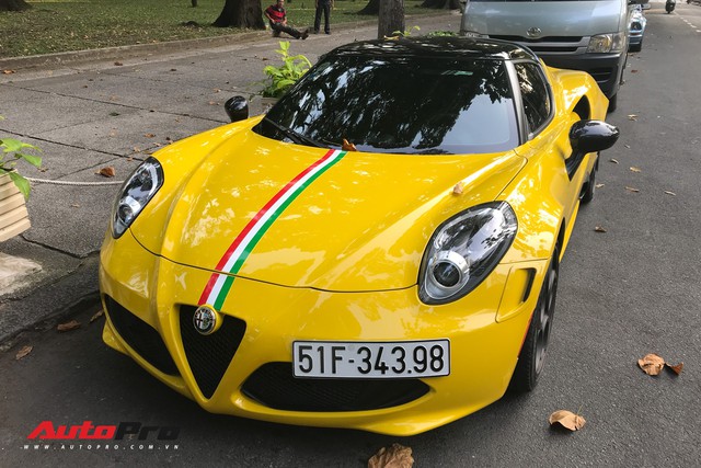 Độc nhất VN và tăng tốc ngang Ferrari nhưng Alfa Romeo 4C Launch Edition còn làm nức lòng giới mộ điệu bằng những điều này - Ảnh 6.