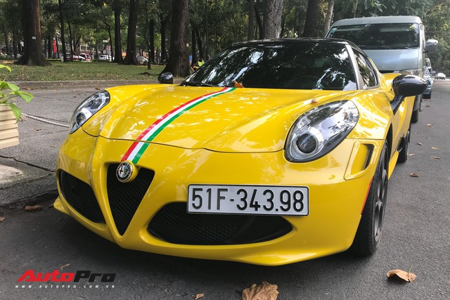 Độc nhất VN và tăng tốc ngang Ferrari nhưng Alfa Romeo 4C Launch Edition còn làm nức lòng giới mộ điệu bằng những điều này - Ảnh 3.