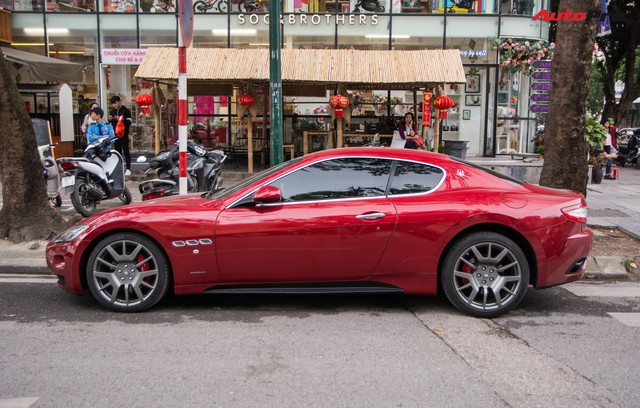 Maserati GranTurismo chính hãng đầu tiên và duy nhất tại Việt Nam có biển số siêu đẹp - Ảnh 4.