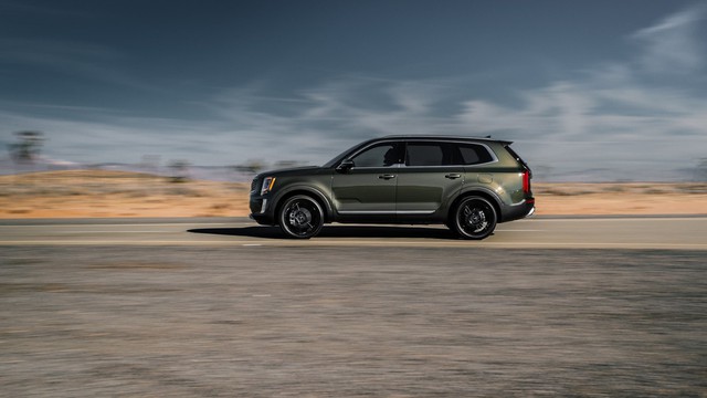 Đàn anh Sorento - Kia Telluride uống xăng ra sao?