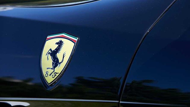 Ferrari lật bài ngửa siêu xe V8 Hybrid mới cho đại gia trong năm nay - Ảnh 1.