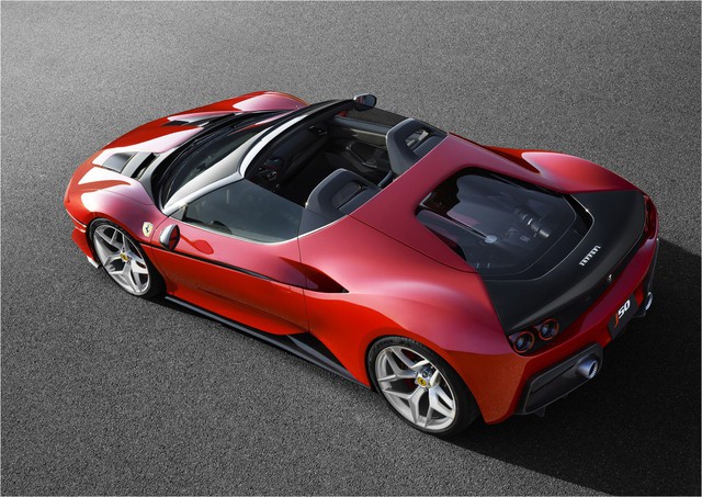 Đại gia mua siêu xe Ferrari hàng hiếm nhưng không lái phút nào để bán lại như mới với mức giá bất ngờ - Ảnh 4.