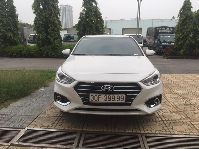 Hyundai Accent đeo biển tứ quý 9 rao bán 850 triệu đồng: Nhiều người chê ảo tưởng - Ảnh 1. Hyundai Accent đeo biển tứ quý 9 rao bán 850 triệu đồng: Nhiều người chê ảo tưởng - Ảnh 1.
