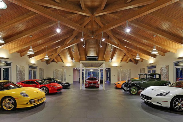 Những garage xe đáng mơ ước nhất thế giới - Ảnh 2.