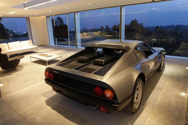 Những garage xe đáng mơ ước nhất thế giới - Ảnh 28.