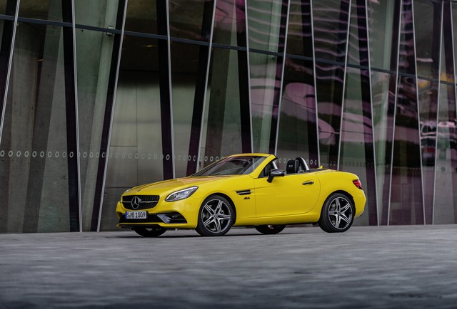 Mercedes-Benz chia tay SLC bằng Final Edition: Cái kết của một kỷ nguyên - Ảnh 2. Mercedes-Benz chia tay SLC bằng Final Edition: Cái kết của một kỷ nguyên - Ảnh 2.