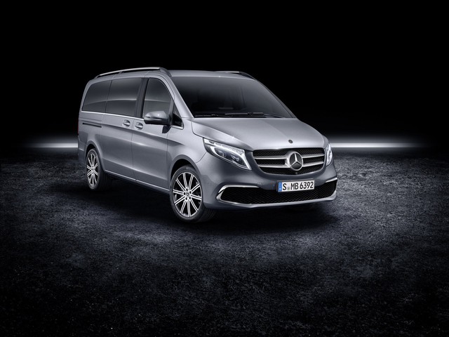 SUV sang bán chạy nhất Mercedes-Benz GLC sắp có phiên bản mới - Ảnh 1. SUV sang bán chạy nhất Mercedes-Benz GLC sắp có phiên bản mới - Ảnh 1.