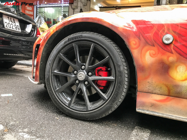 Mazda MX-5 của dân chơi Hà Nội trang trí táo bạo bằng phượng lửa - Ảnh 6.