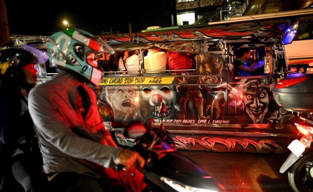 Hình ảnh “chất lừ” của xe buýt nhỏ jeepney trên đường phố Manila - Ảnh 3.