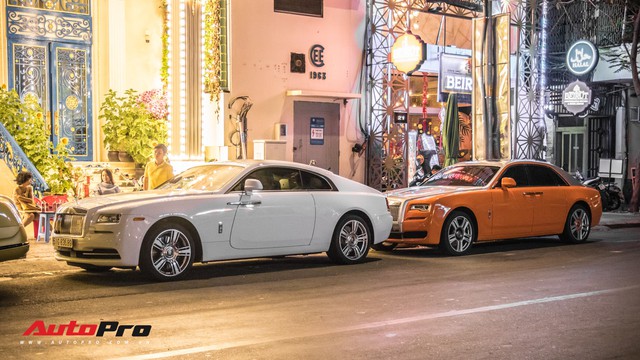 Điểm mặt bộ 3 Rolls-Royce và Bentley độc đáo của đại gia Dũng lò vôi trưng trên phố dịp cuối năm - Ảnh 14.