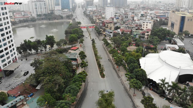 Ngày thường thì tắc mà mùng 1 Tết Hà Nội lại bình yên như thế này đây - Ảnh 5.