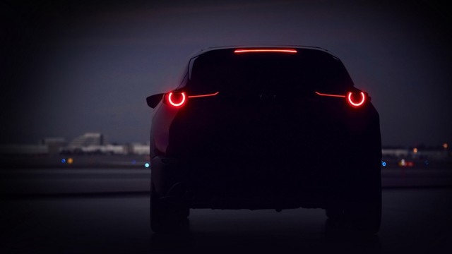 Mazda tung SUV hoàn toàn mới chung gầm Mazda3 ngay sau Tết