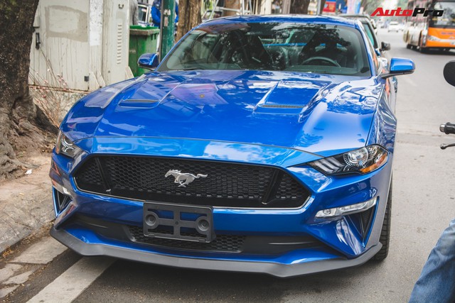 Chủ xe Ford Mustang GT 2019 thứ 2 tại Việt Nam quyết không đụng hàng khi sở hữu bộ ghế ngàn đô - Ảnh 8.